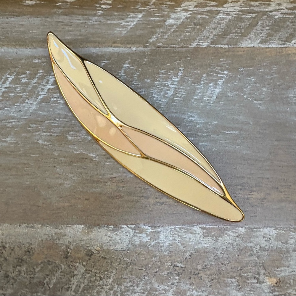 Vintage Monet Enamel Brooch Peach and Cream Gold Tone